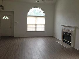 6807 Dickens Ct E, Suffolk, Va 23435 (570) 838-5165 in Suffolk, VA (Photo 5 of 9)