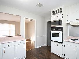 3406-1 Brenda St Nw, Huntsville, Al 35810 in Huntsville, AL (Photo 7 of 9)