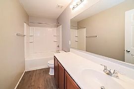 11006 W Elm St, Phoenix, Az 85037 in Phoenix, AZ (Photo 10 of 12)