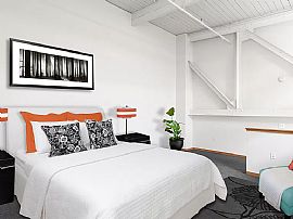 Belmont Dairy Apartments and Lofts, # 1390, 3340 Se Morrison St in Portland, OR (Photo 8 of 12)