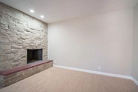 466 Park Ave, Pewaukee, Wi 53072 in Pewaukee, WI (Photo 10 of 12)