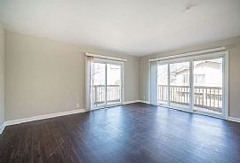 466 Park Ave, Pewaukee, Wi 53072 in Pewaukee, WI (Photo 6 of 12)