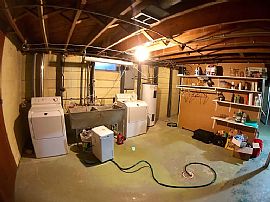 9240 W Metcalf Pl, Milwaukee, Wi 53222 in Milwaukee, WI (Photo 10 of 11)