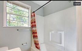 753 E Waldburg St, Savannah, Ga 31401 Beautiful Home in Savannah, GA (Photo 3 of 12)