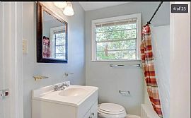 753 E Waldburg St, Savannah, Ga 31401 Beautiful Home in Savannah, GA (Photo 4 of 12)