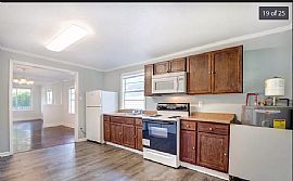 352 W Parkwood Rd, Decatur, Ga 30030 Beautiful Home in Decatur, GA (Photo 2 of 12)