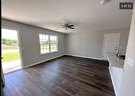 200 Evans Ter #43, Statesboro, Ga 30458 Beautiful Home in Statesboro, GA (Photo 4 of 11)