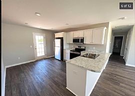 200 Evans Ter #43, Statesboro, Ga 30458 Beautiful Home in Statesboro, GA (Photo 7 of 11)