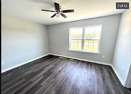 200 Evans Ter #43, Statesboro, Ga 30458 Beautiful Home in Statesboro, GA (Photo 8 of 11)