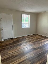 3952 Gaylark Rd N, Mobile, Al 36609 in Mobile, AL (Photo 2 of 12)