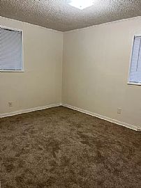 3952 Gaylark Rd N, Mobile, Al 36609 in Mobile, AL (Photo 6 of 12)