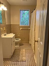 3952 Gaylark Rd N, Mobile, Al 36609 in Mobile, AL (Photo 8 of 12)