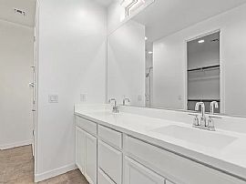 16394 W Saguaro Park Ln, Surprise, Az 85387 in Surprise, AZ (Photo 5 of 12)