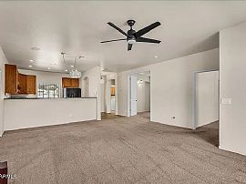 902 E Madeline Dr, Chandler, Az 85225 in Chandler, AZ (Photo 4 of 12)