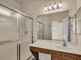 902 E Madeline Dr, Chandler, Az 85225 in Chandler, AZ (Photo 6 of 12)