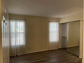 5502 W Garden Dr, Glendale, Az 85304 in Glendale, AZ (Photo 6 of 12)