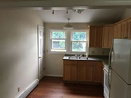 2020 Kingstown Rd, Wakefield, Ri 02879 in Wakefield, RI (Photo 9 of 12)