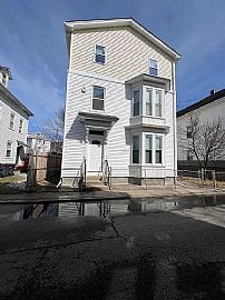 47 Nolan St Floor 2, Providence, Ri 02908 in Providence, RI