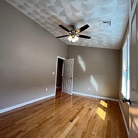 47 Nolan St Floor 2, Providence, Ri 02908 in Providence, RI (Photo 7 of 11)