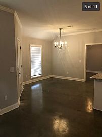 172 Harvey Cir, Canton, Ms 39046 Adorable Home in Canton, MS (Photo 4 of 9)