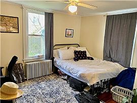 13 Old Fort Rd #1, Newport, Ri 02840 in Newport, RI (Photo 5 of 11)