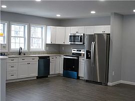 201 Transit St, Woonsocket, Ri 02895 in Woonsocket, RI (Photo 2 of 12)