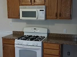 14 County Rd, Barrington, Ri 02806 in Barrington, RI (Photo 6 of 12)