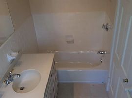 14 County Rd, Barrington, Ri 02806 in Barrington, RI (Photo 7 of 12)