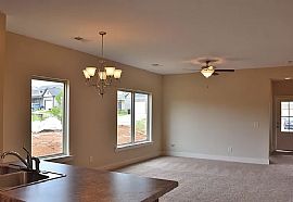 819 Kent Dr, Odenville, Al 35120 in Odenville, AL (Photo 5 of 11)