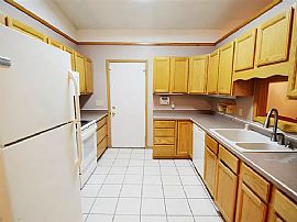 7 Corona Ct, Madison, Wi 53719 in Madison, WI (Photo 3 of 12)