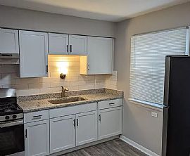 5676 N 61st St, Milwaukee, Wi 53218 in Milwaukee, WI (Photo 2 of 12)