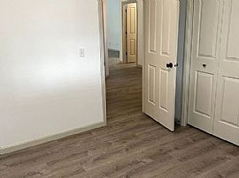 6008 N Fountain Ln, Garden City, Id 83714 . Peaceful House  in Garden City, ID (Photo 11 of 12)