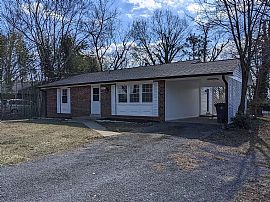 1707 Tioga Rd, Fort Washington, Md 20744 in Fort Washington, MD