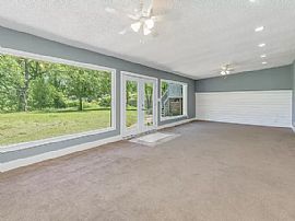 Newly Remodeled 4beds House  in Wichita, KS (Photo 5 of 8)