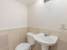 Newly Remodeled 4beds House  in Wichita, KS (Photo 8 of 8)