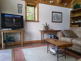 1890 Gilman Rd, Hinesburg, Vt 05461 in Hinesburg, VT (Photo 3 of 11)