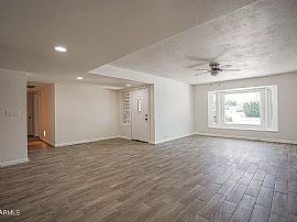 4440 W Wagoner Rd, Glendale, Az 85308 in Glendale, AZ (Photo 3 of 11)