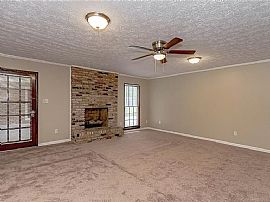 1936 Vaughn Ln, Montgomery, Al 36106 in Montgomery, AL (Photo 2 of 12)