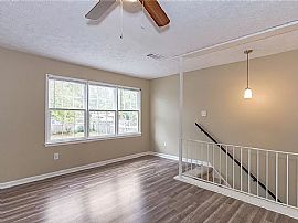 1936 Vaughn Ln, Montgomery, Al 36106 in Montgomery, AL (Photo 9 of 12)