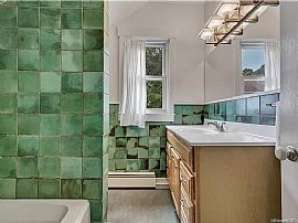 719 Quinnipiac Ave, New Haven, Ct 06513 in New Haven, CT (Photo 10 of 12)