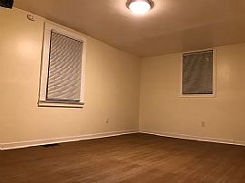 59 Palace St, West Haven, Ct 06516 in West Haven, CT (Photo 4 of 12)