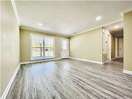 Completely Remolded 4 Bedroom House For Rent  in Mobile, AL (Photo 2 of 5)