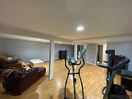 23 Briarwood Cir, North Haven, Ct 06473 in North Haven, CT (Photo 10 of 12)