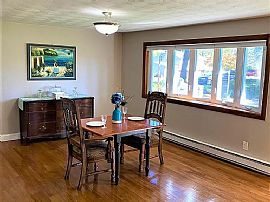 23 Briarwood Cir, North Haven, Ct 06473 in North Haven, CT (Photo 8 of 12)