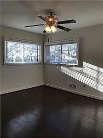 5737 11th Ave S, Birmingham, Al 35222 in Birmingham, AL (Photo 7 of 12)