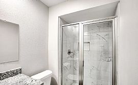 Beautiful 3 Bedroom Home in Houston, TX (Photo 11 of 12)