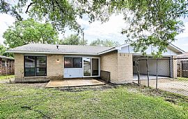 Beautiful 3 Bedroom Home in Houston, TX (Photo 12 of 12)