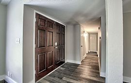 Beautiful 3 Bedroom Home in Houston, TX (Photo 3 of 12)