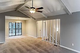 6100 Meadow Crest Cir, Birmingham, Al 35212 in Birmingham, AL (Photo 4 of 12)