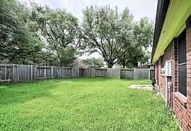 Beautiful 3 Bedroom Home  in Houston, TX (Photo 12 of 12)